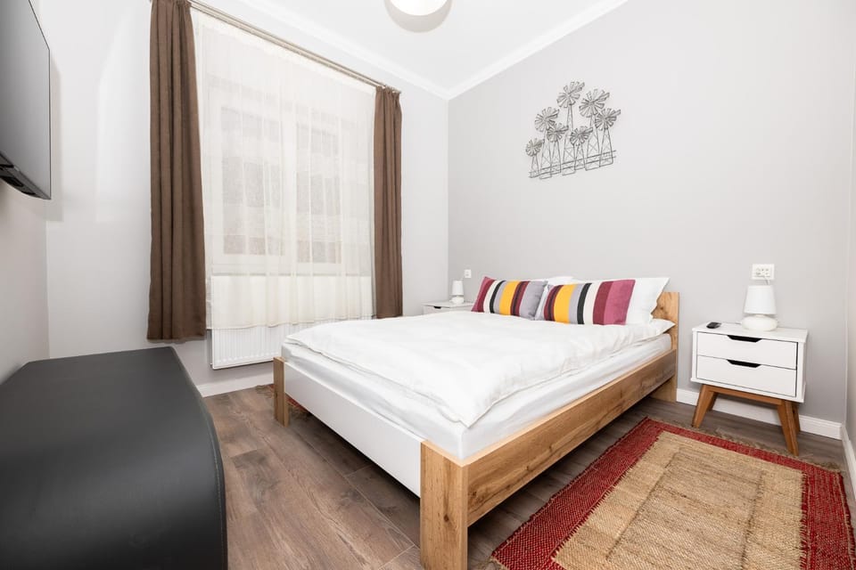 TV and multimedia, Bedroom