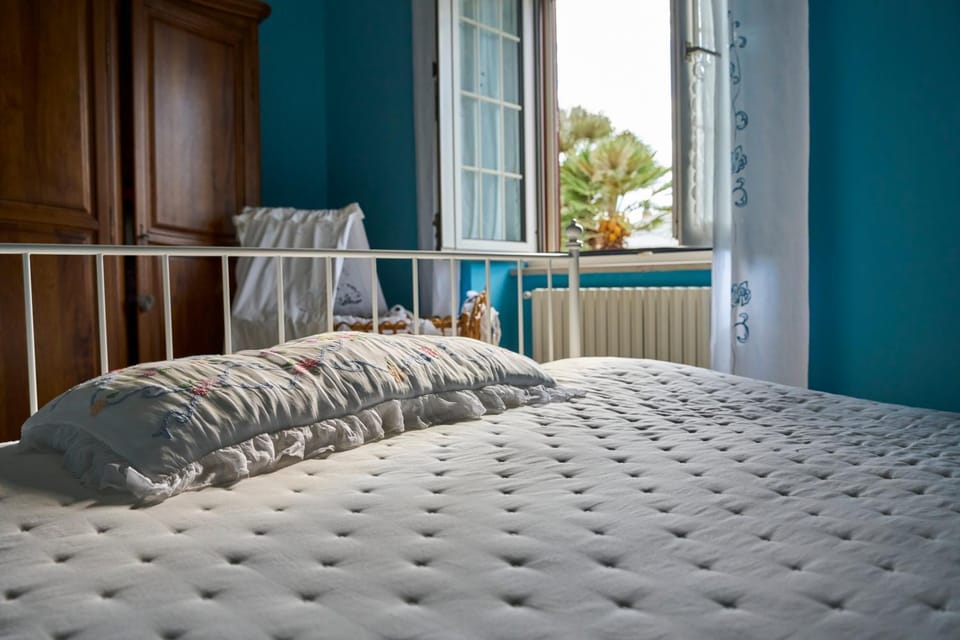 Bed, cot