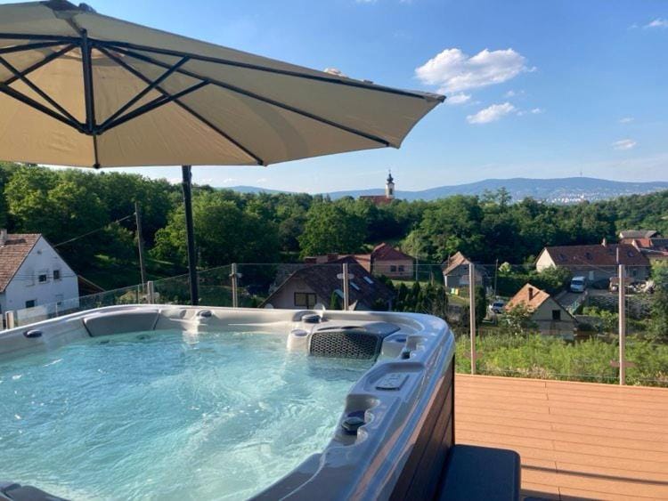 City view, Mountain view