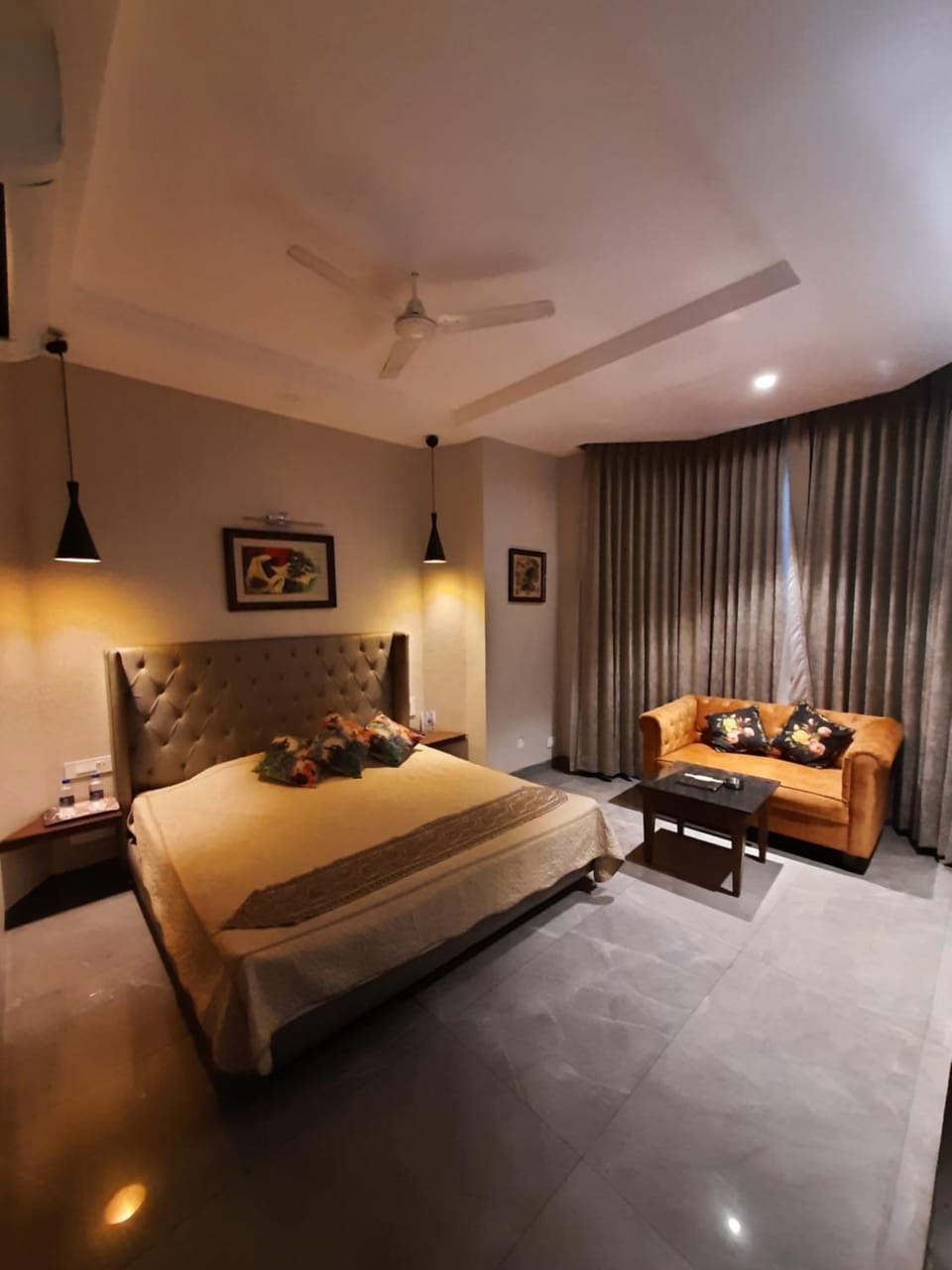 Photo of the whole room