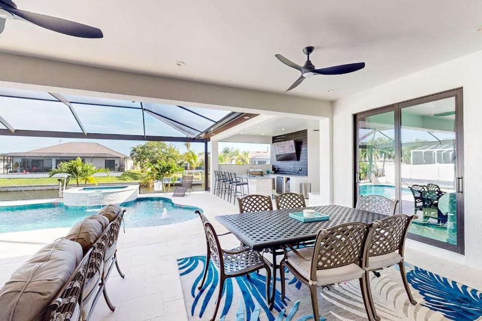 Coral Breeze House in Cape Coral