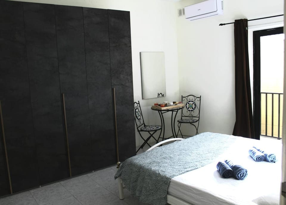 Bed, Photo of the whole room, Bedroom, towels, wardrobe