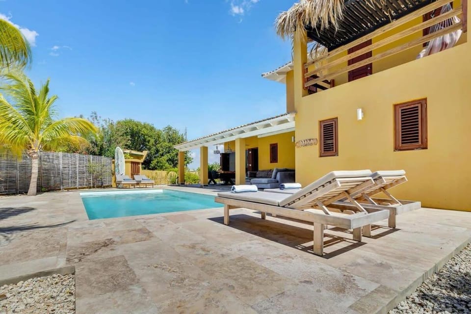 Kas Pura Vida in Belnem Villa in Venezuela