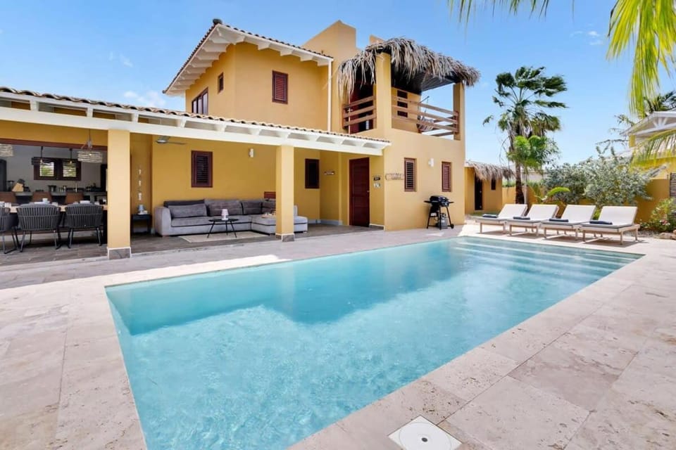 Kas Pura Vida in Belnem Villa in Venezuela