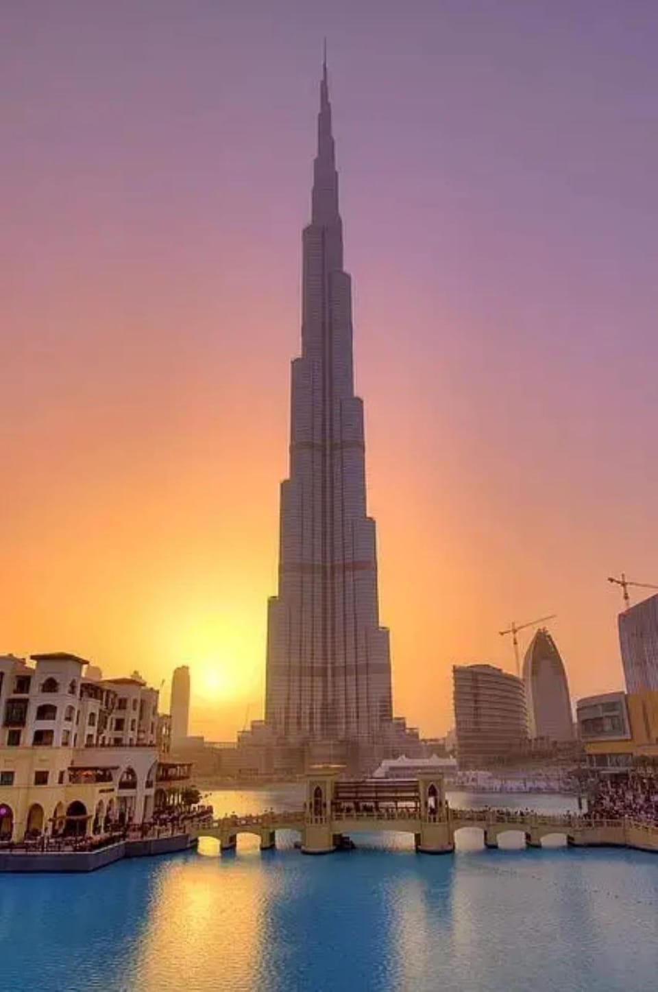 We are 25 Mins to Downtown Dubai Apartment in Al Sharjah