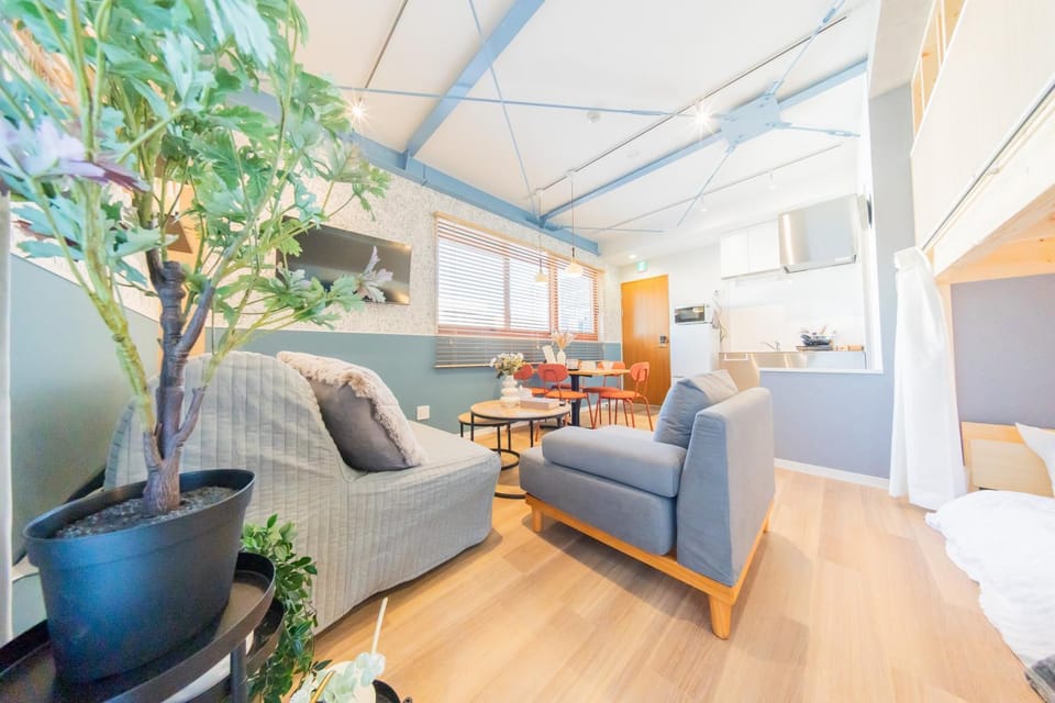 Living room, Dining area