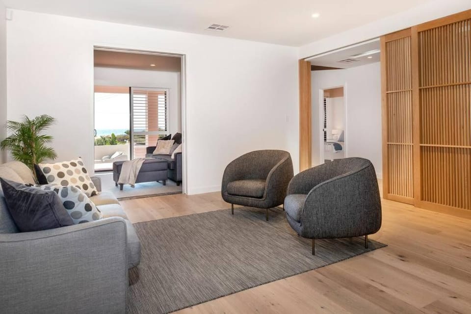 SEA FOR MILES at Semaphore to relax & unwind House in Adelaide