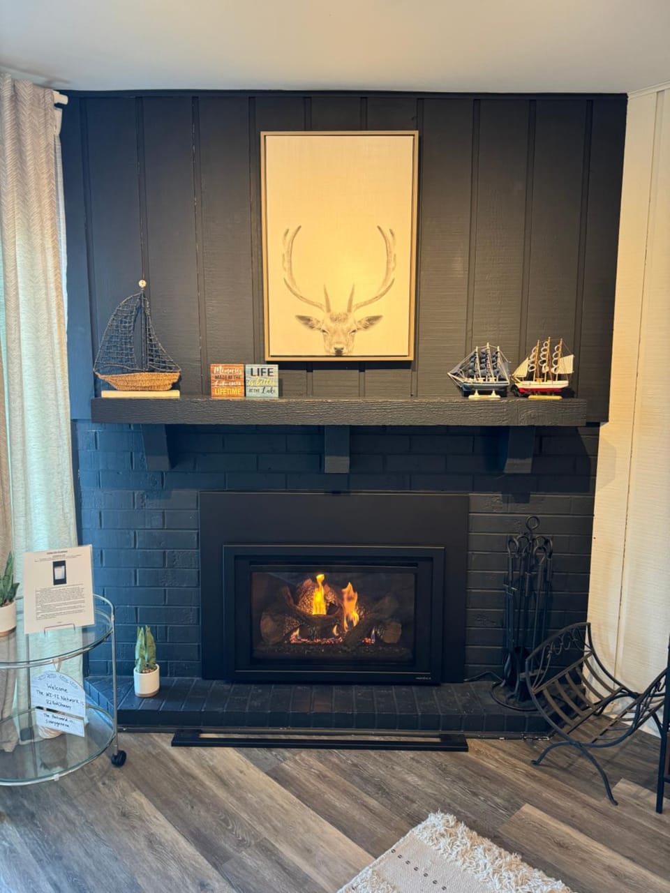 Newly Updated Modern, Spacious, and Cozy Condo- Right on the Lake! Apartment in Wisconsin