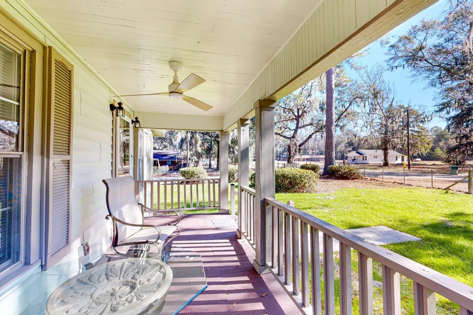 Farmhouse Experience House in Savannah