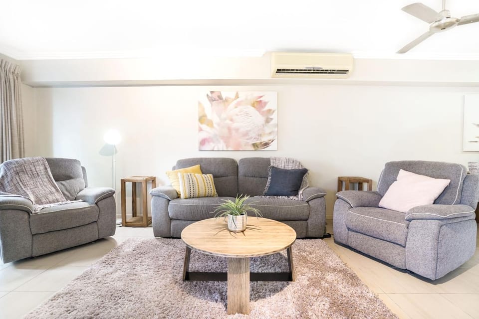 Royal Pavillions City Escape Apartment in Cairns