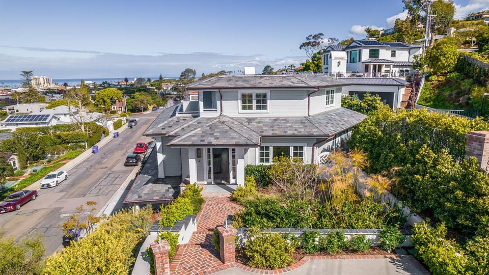 Cabrillo Villa - Massive 7br La Jolla Estate Villa in La Jolla