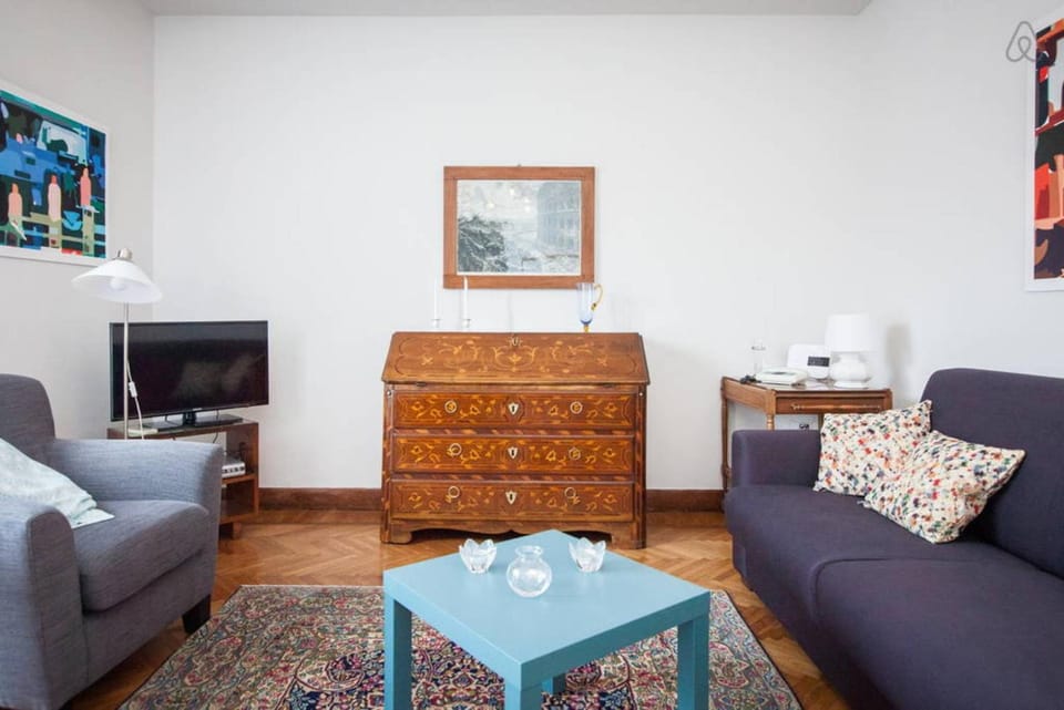 Communal lounge/ TV room, Seating area