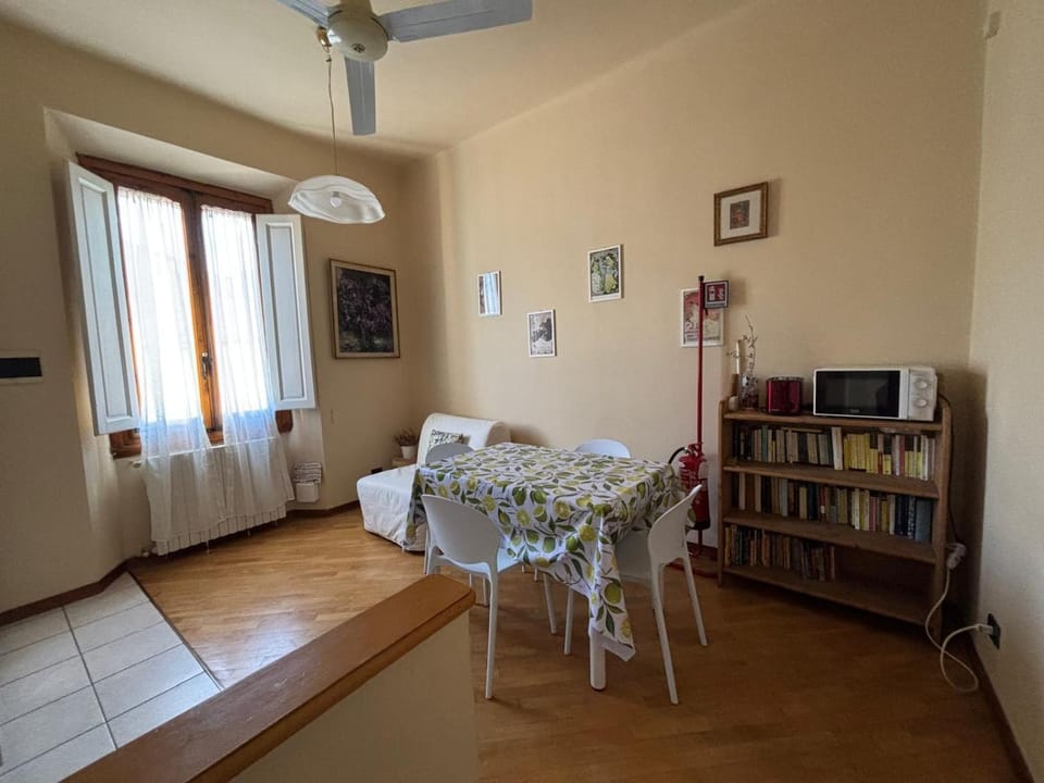 Celeste Apartment-San Frediano Apartment in Florence