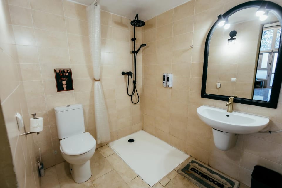 Shower, Toilet, Bathroom