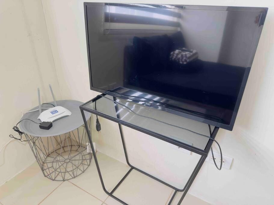 Modern style Condo with Unli Wifi and Netflix Apartment in Mandaluyong