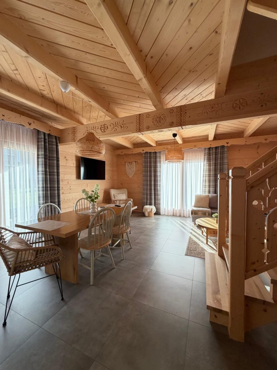 Communal lounge/ TV room
