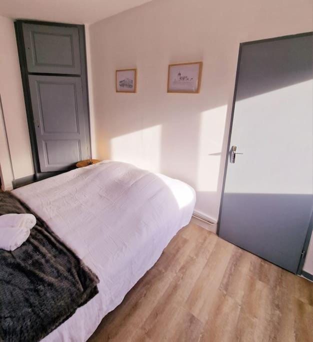 "Le Bisontin", studio cosy au calme, proche de la gare Apartment in Besançon