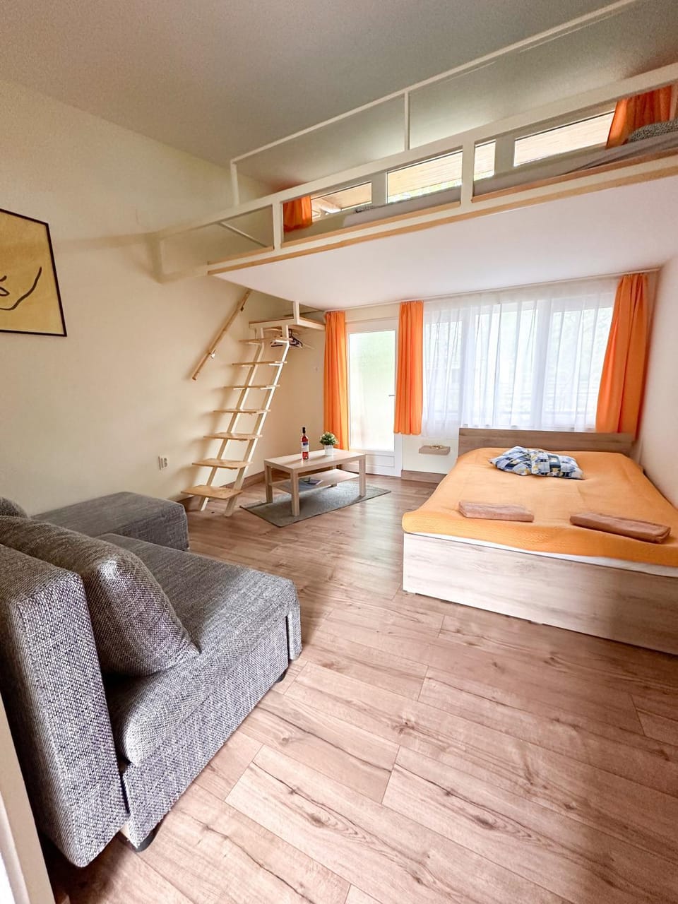 Lakeside Apartmanház Soltvadkert Apartment in Hungary
