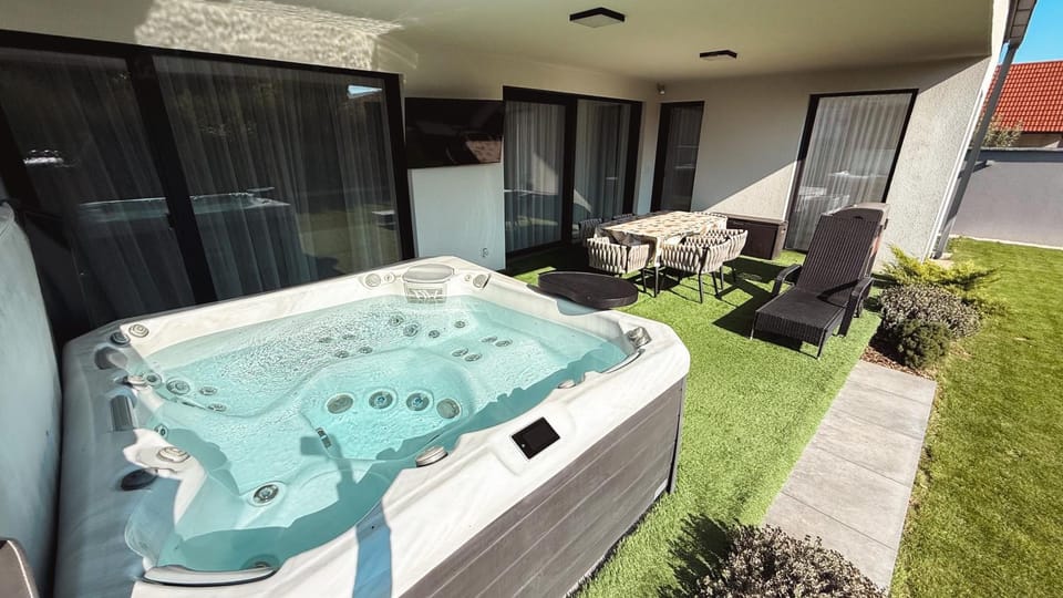 Hot Tub