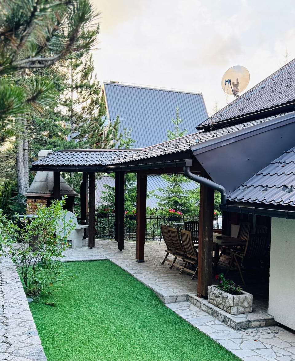 Vikendica Tara Chalet in Federation of Bosnia and Herzegovina