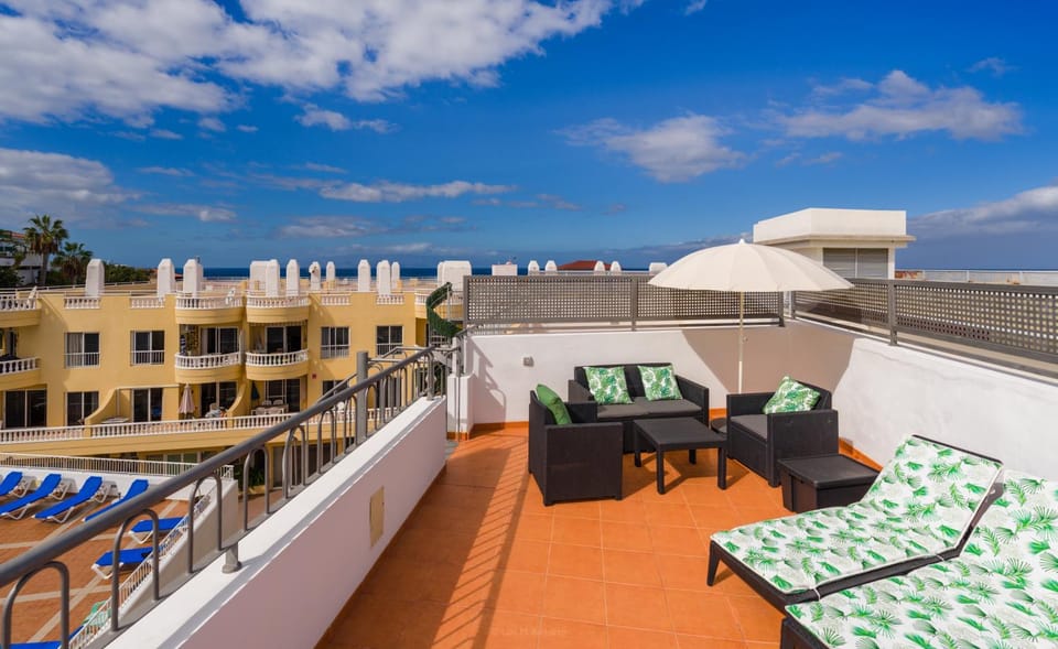 Solarium, Balcony/Terrace, Sea view, sunbed