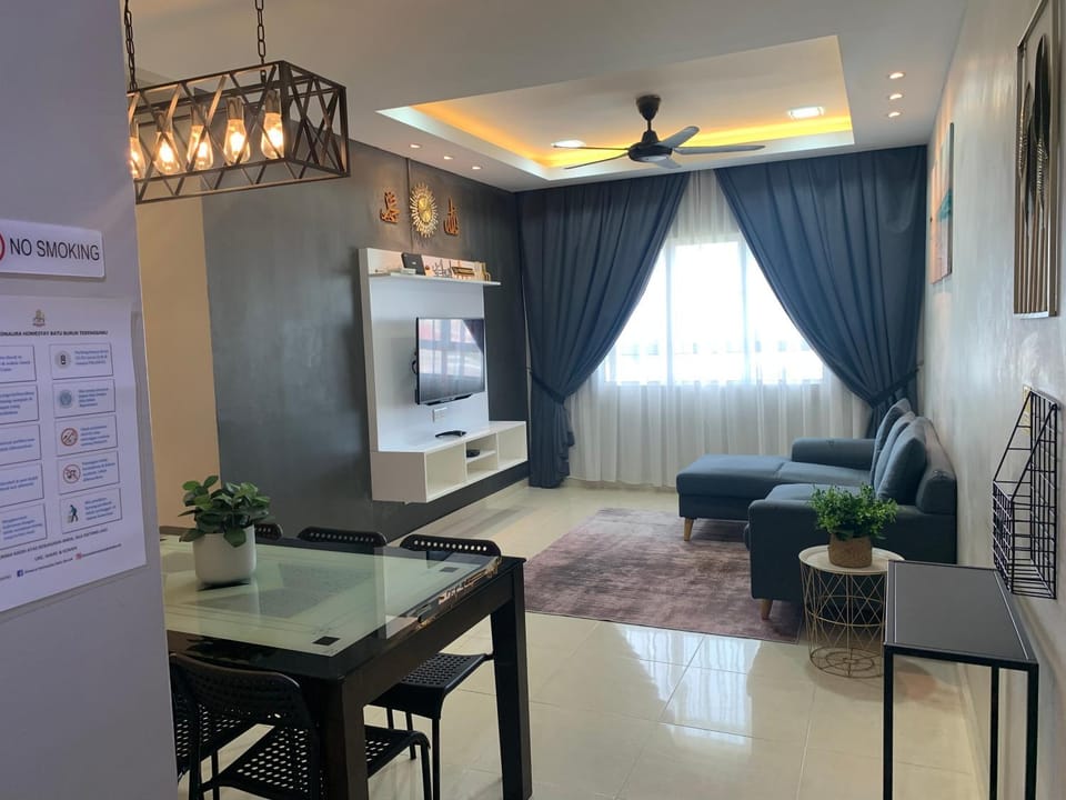 DNAURA HOMESTAY BATU BURUK TERENGGANU Apartment in Terengganu, Malaysia