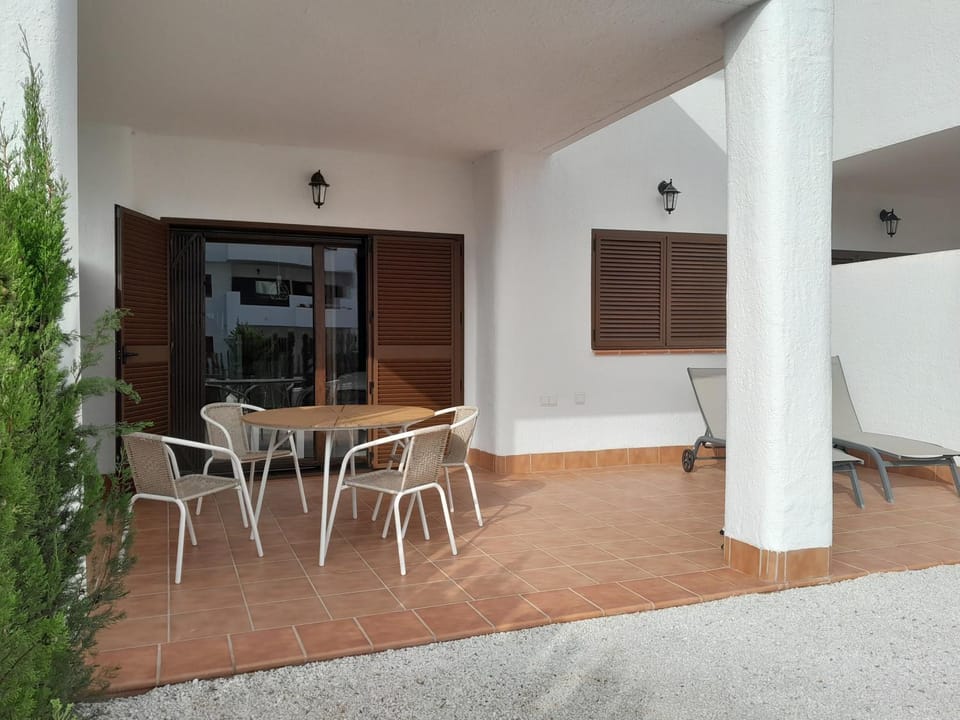 Garden, Balcony/Terrace