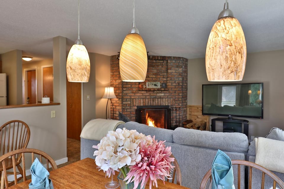 Fall Line Condo D1 condo Apartment in Mendon