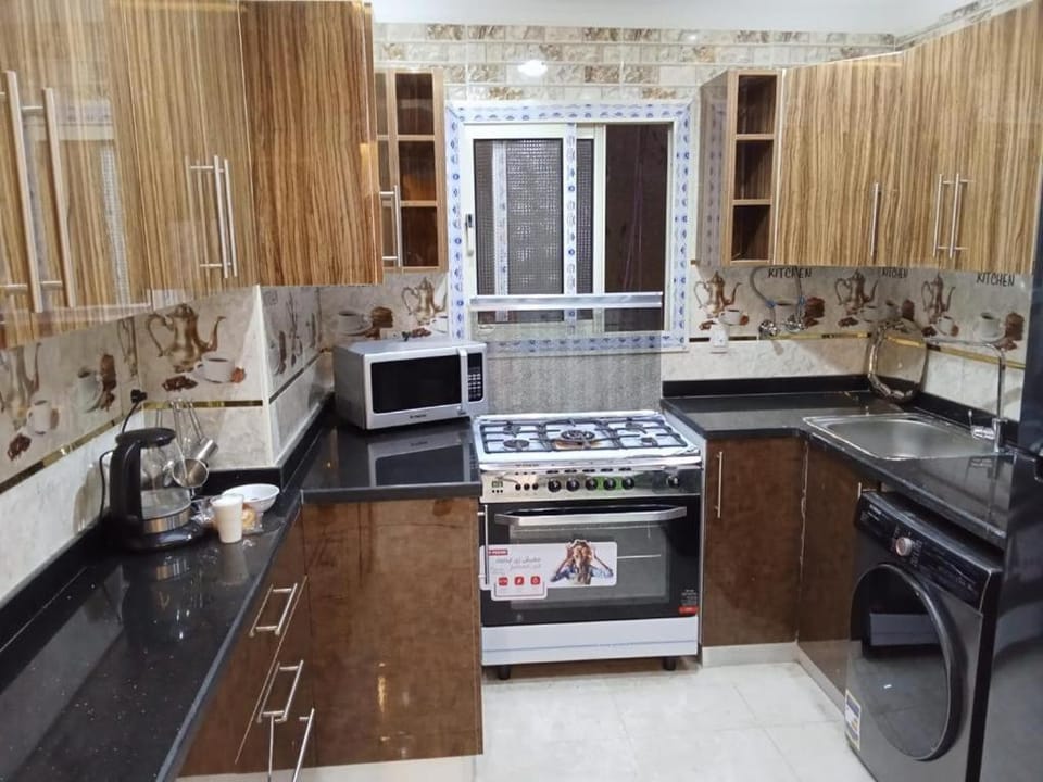 Cairo Giza cozy modern luxury apartment near the Nile and museum شقة مودرن المهندسين Apartment in Egypt