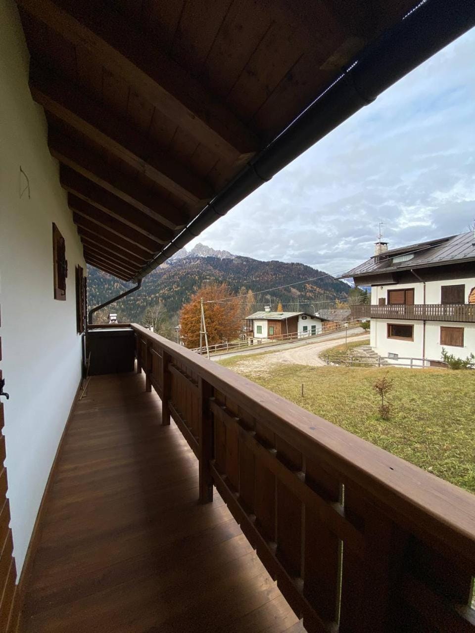Balcony/Terrace, Mountain view