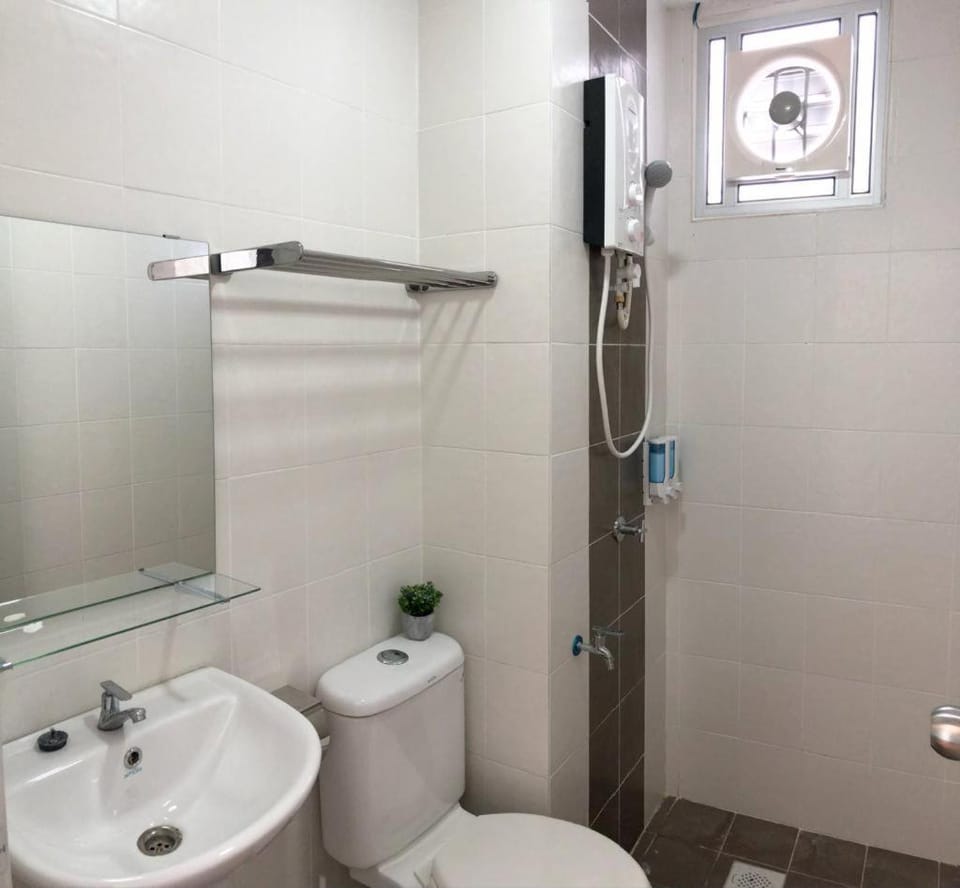 Sekinchan Simple LoveSea House ~ Seaview 3-14AB Apartment in Selangor, Malaysia