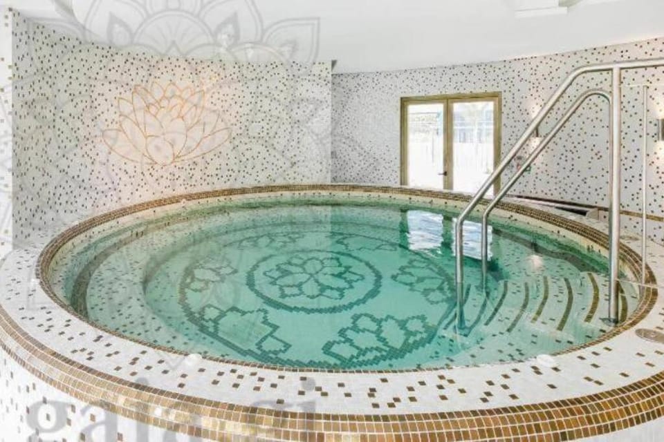 Hidden Gem at Luxurious Ocean Village Apartment in Gibraltar