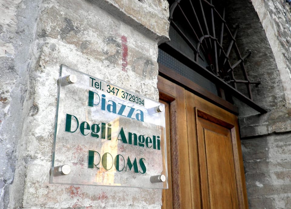 Facade/entrance, Property logo or sign