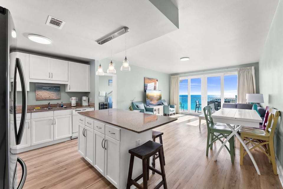 Beach & Ocean Views! Steps to Beach & Dining, Sleeps 9! Dolce Vita Getaways PCB Apartment in Panama City Beach