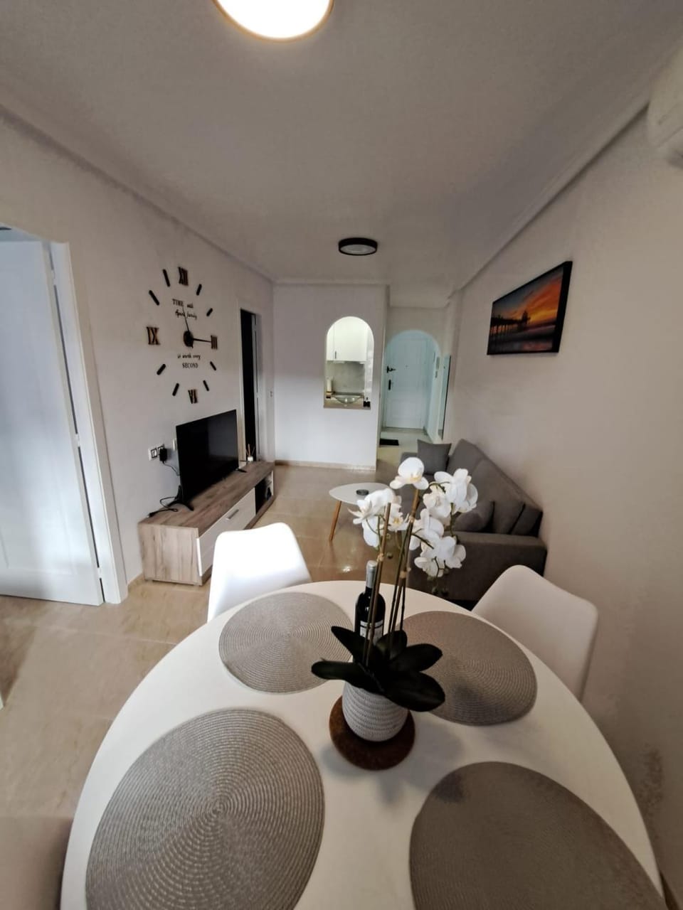 Modern 2 bedroom apartment in the center of Torrevieja Apartment in Torrevieja