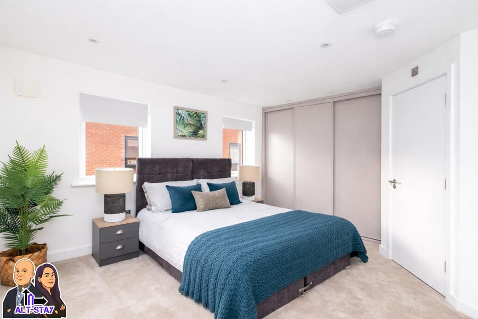 Bed, Photo of the whole room, Bedroom, wardrobe