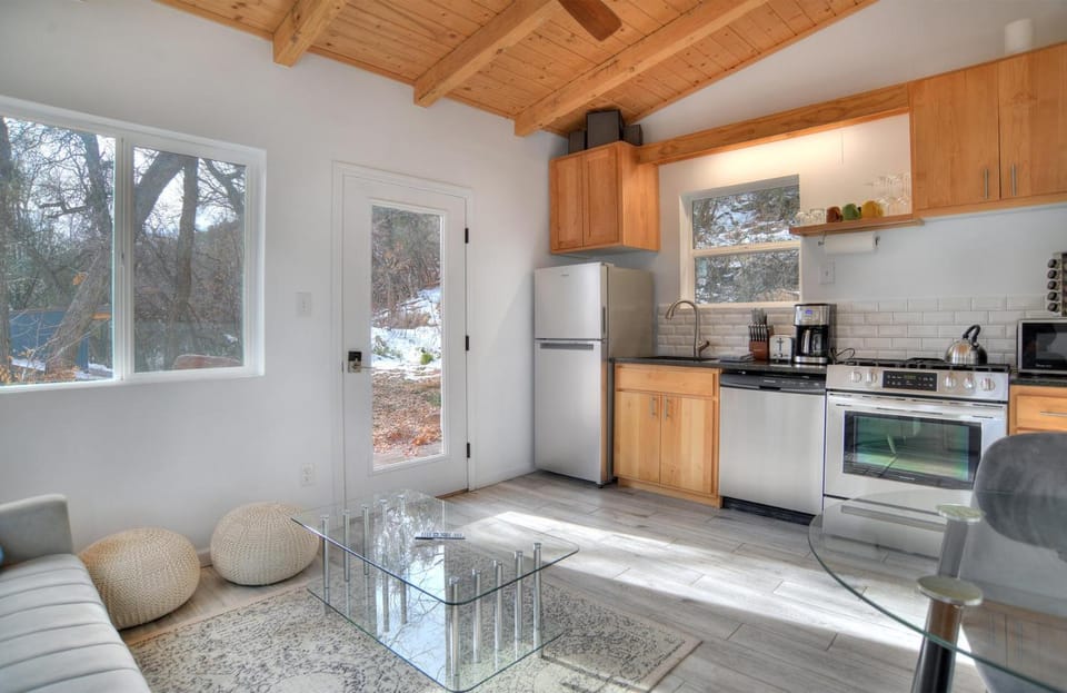 4459 County Rd 203 - 2 Bedroom Cabin Cabin in La Plata County