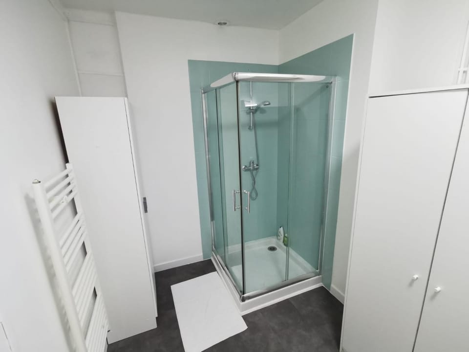 Bloody Mary Apartment in Île-de-France