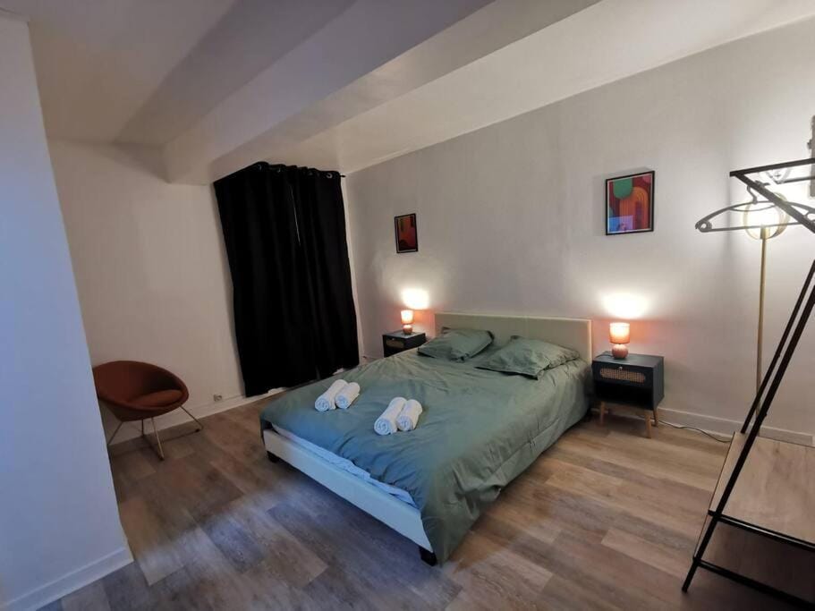 Bloody Mary Apartment in Île-de-France