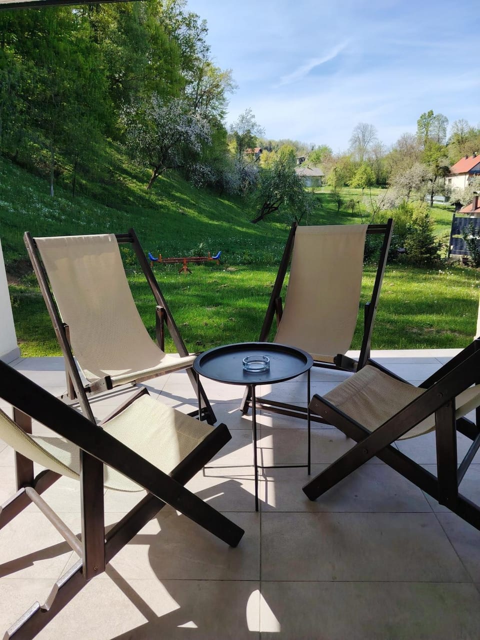 Patio, Garden, Seating area, Garden view, sunbed