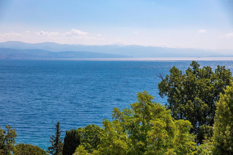 Deluxe Apartment Ana 100 m from the beach Apartment in Opatija