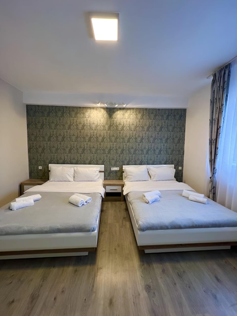 Salt Mine Retreat - Free Parking Apartment in Cluj County