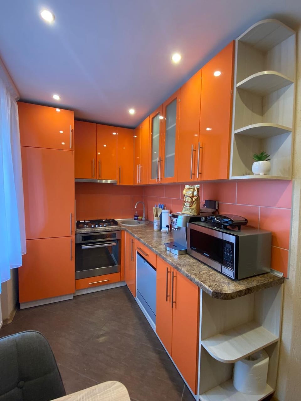 Kitchen or kitchenette, dishwasher, minibar, pet friendly, stove, toaster