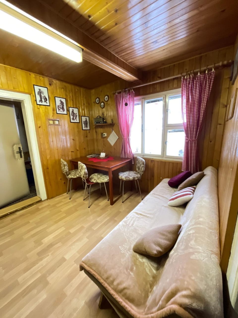 Chalúpka pod lipami House in Slovakia