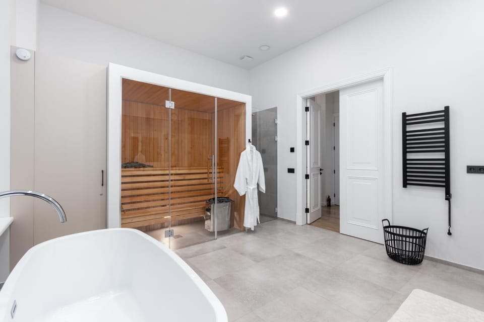 Shower, Bathroom, towels