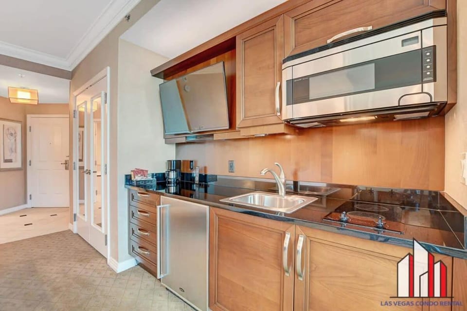 MGM Signature-15-709 &11 TWO adjacent Studio units House in Las Vegas Strip