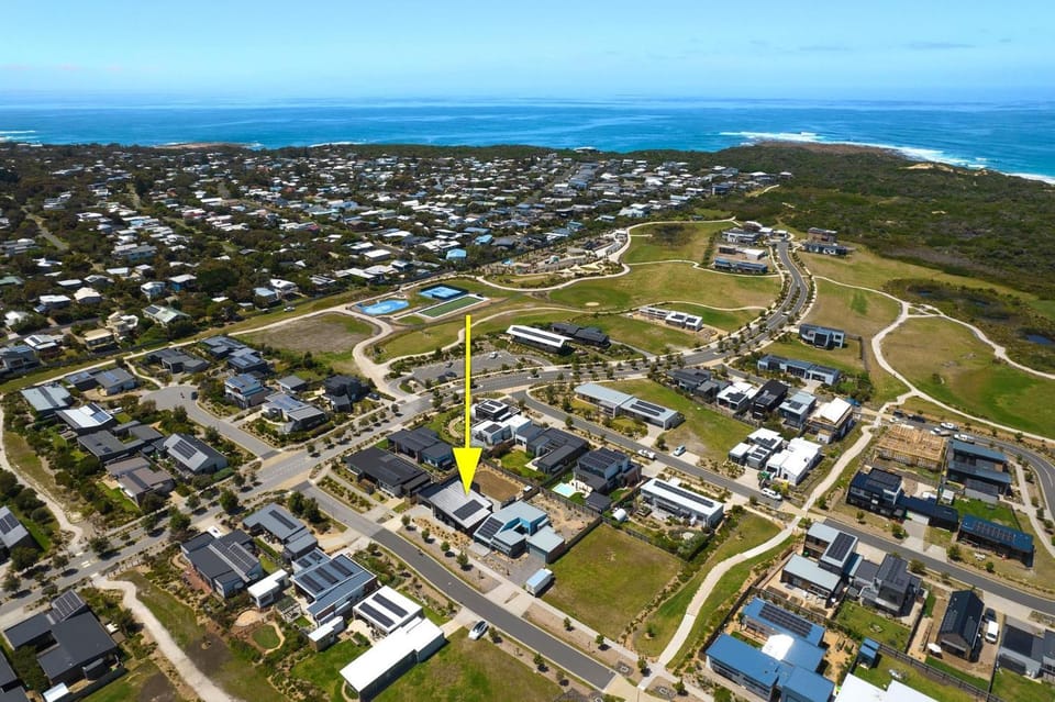 Opulence Cove House in Cape Paterson