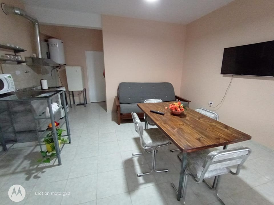 TV and multimedia, Kitchen or kitchenette, Dining area, fireplace, minibar, oven, pet friendly, air conditioner