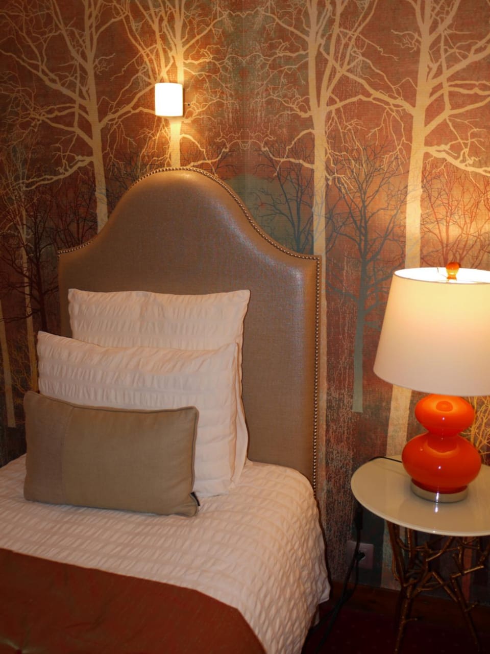 Le Chapeau Rouge Hotel in Nouvelle-Aquitaine