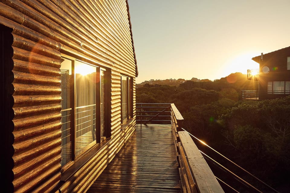 Property building, Balcony/Terrace, Sunrise